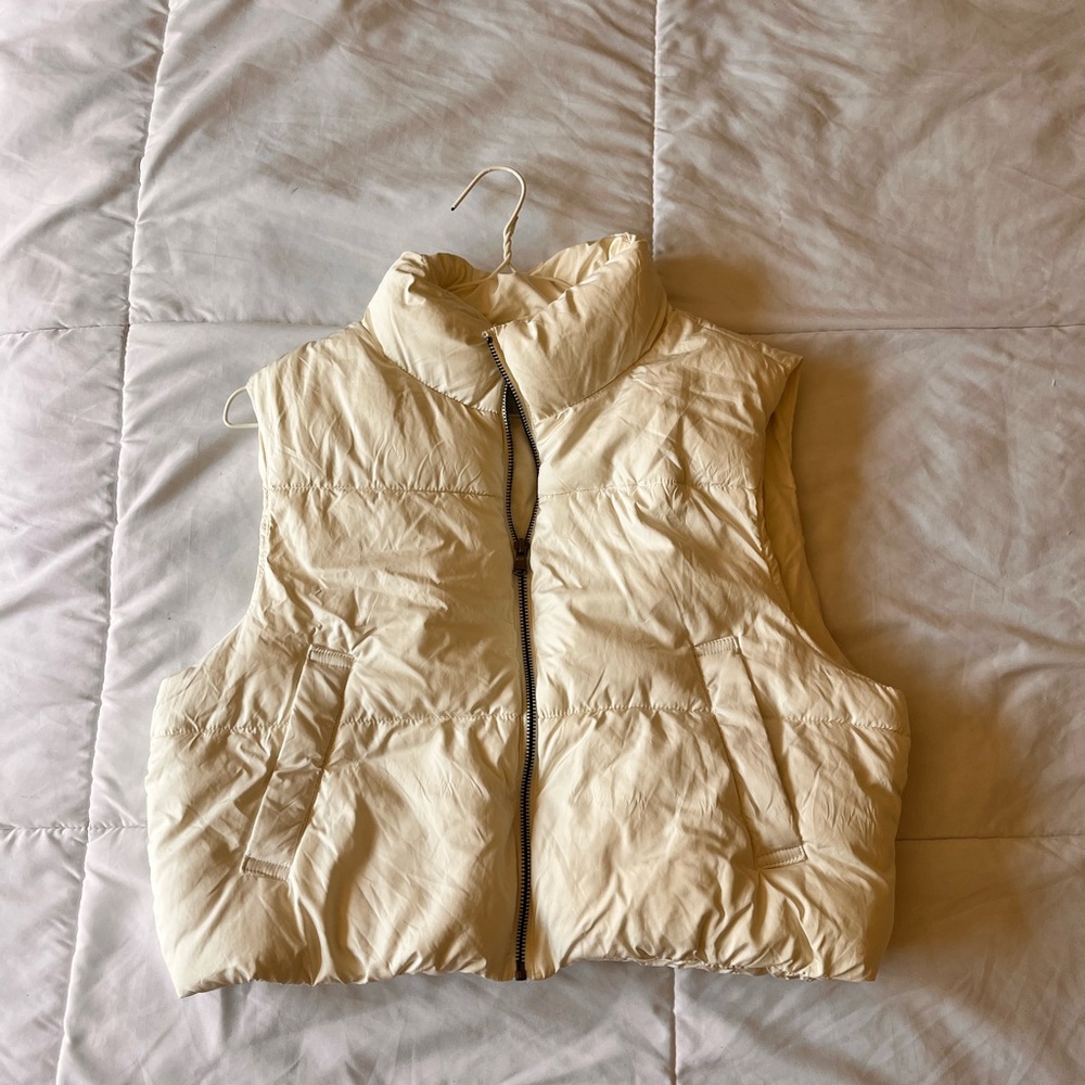 Women's White Puffer Vest